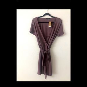Mini wrap dress in Mauve color